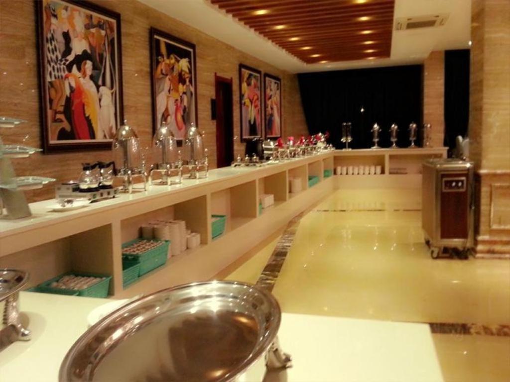 Star World Hotel Naypyidaw Экстерьер фото