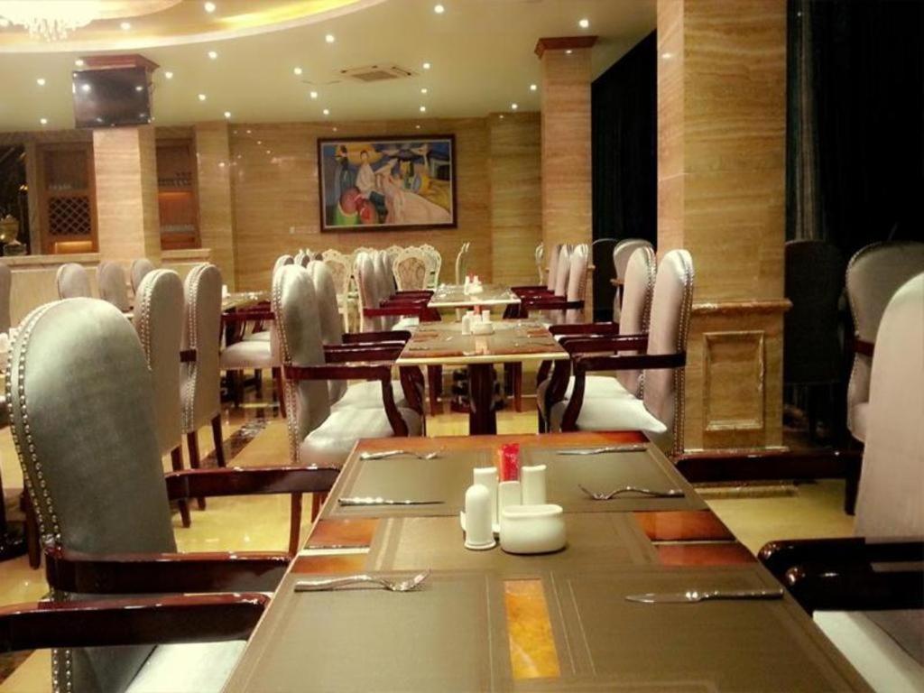 Star World Hotel Naypyidaw Экстерьер фото